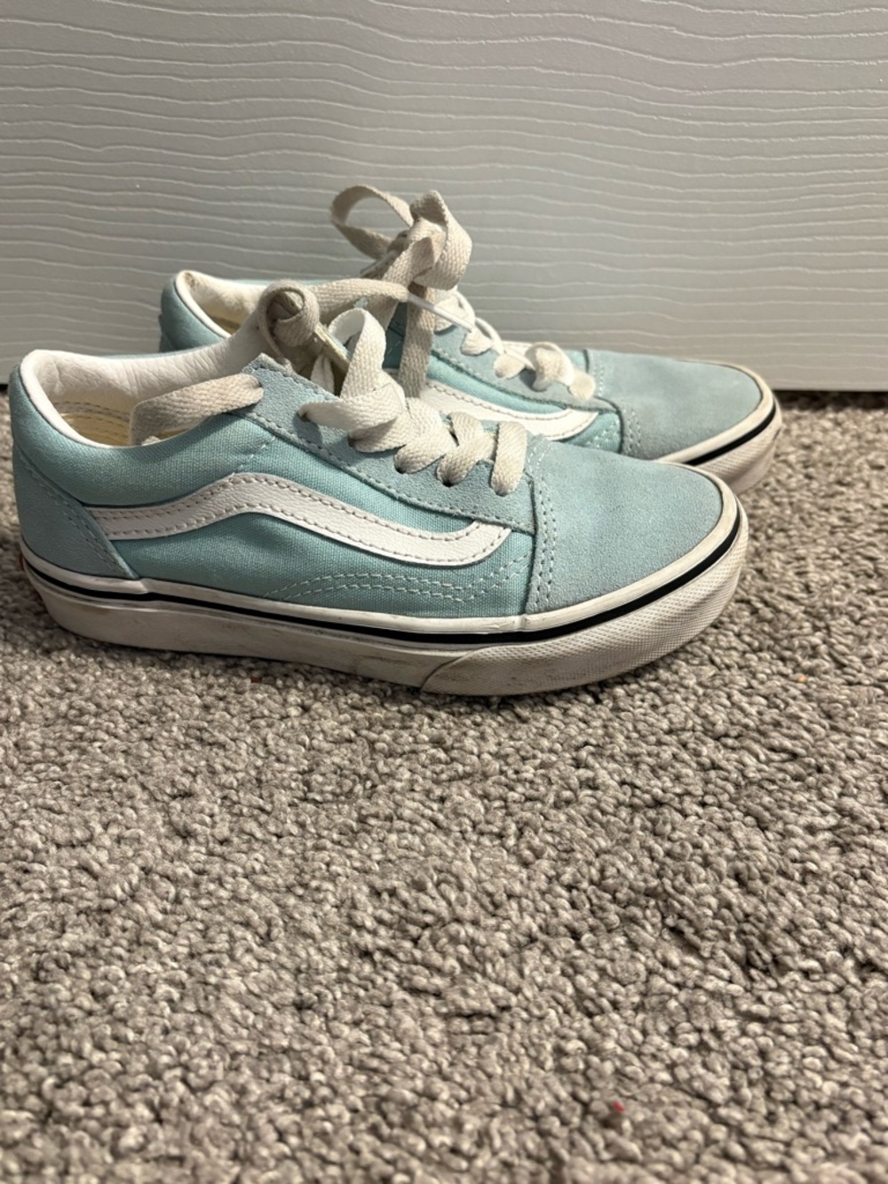 Vans Kids Low-Top Sneakers in Light Blue with White Stripe